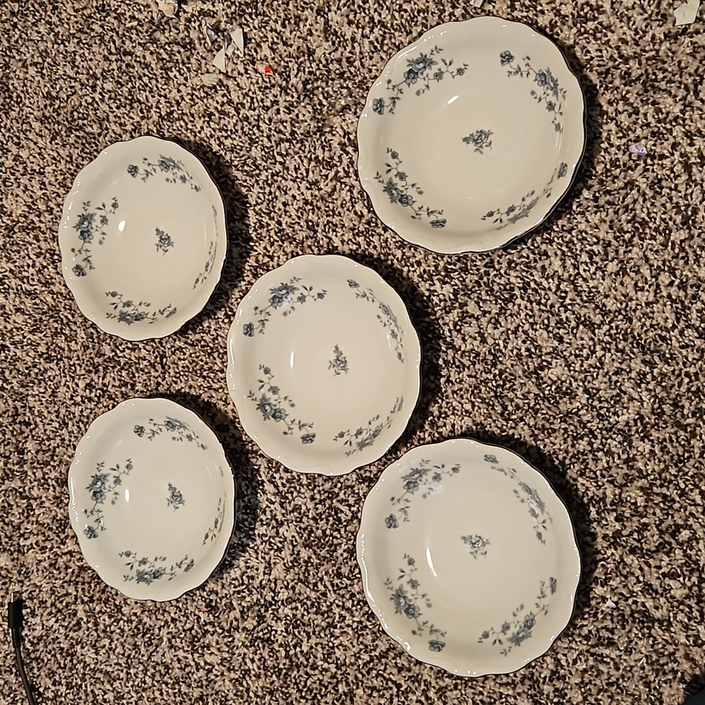 Set of 5 fruit bowls Johann Haviland made in Thailand